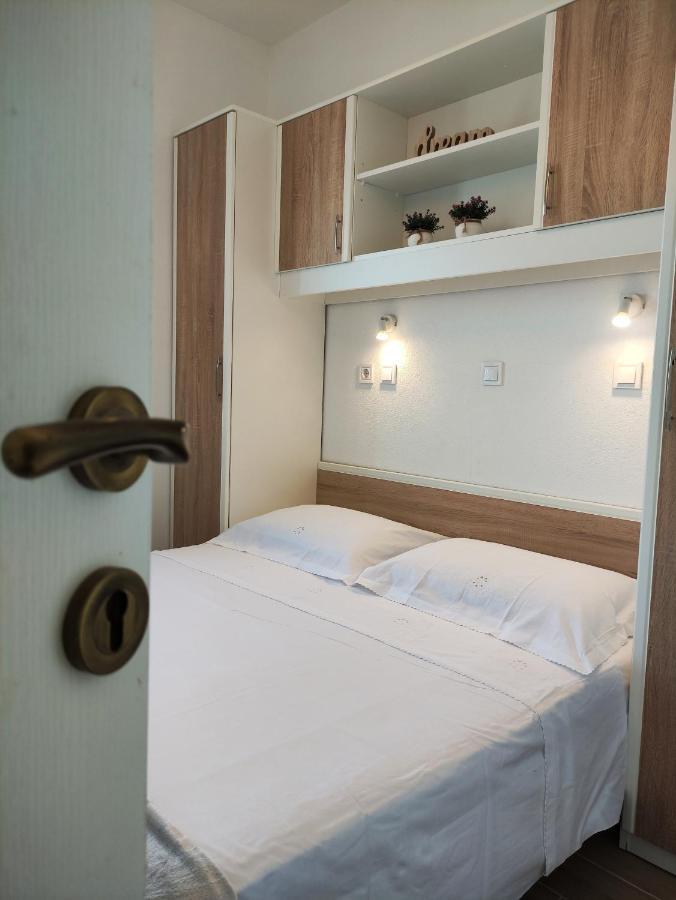 Secluded Holiday Home Heritage Postira Εξωτερικό φωτογραφία