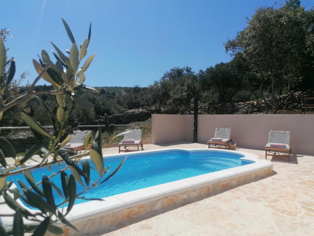 Secluded Holiday Home Heritage Postira Εξωτερικό φωτογραφία