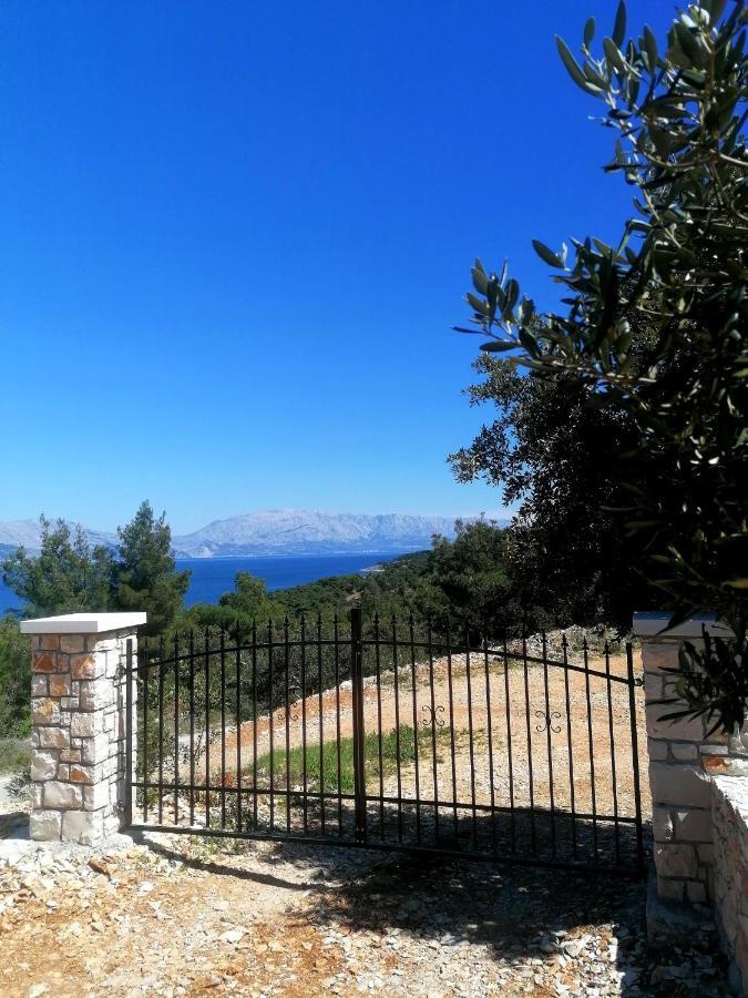 Secluded Holiday Home Heritage Postira Εξωτερικό φωτογραφία